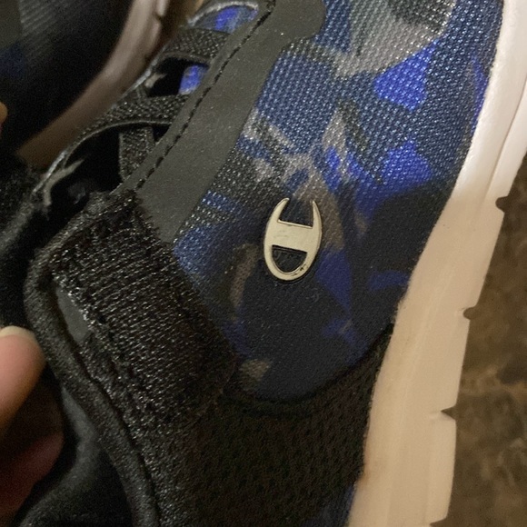 Champion Running Shoes Velcro Toddler size 6 - Picture 11 of 11